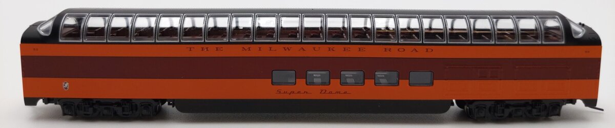 Kato 106-082-1 N Scale Milwaukee Olympian Hiawatha Passenger Super Dome LN