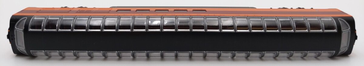 Kato 106-082-1 N Scale Milwaukee Olympian Hiawatha Passenger Super Dome LN