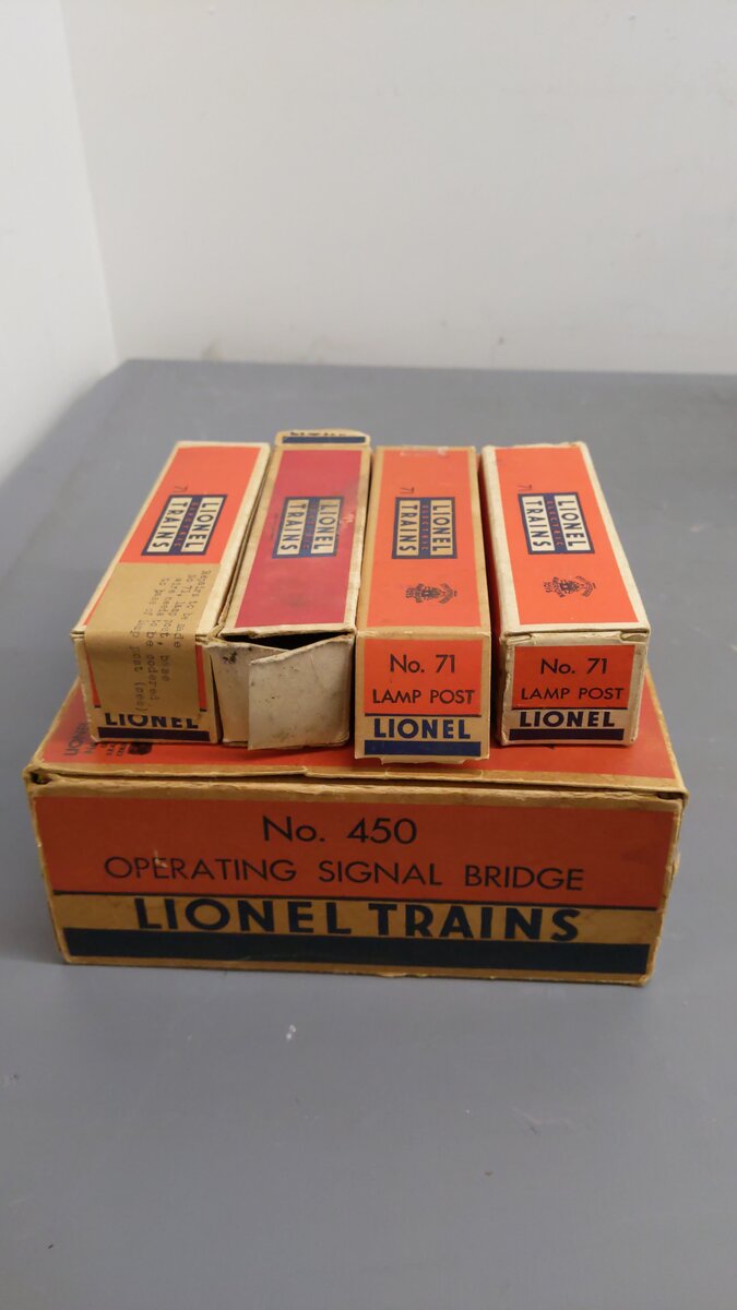 Lionel Vintage O Scale Accessories 71,71,71,71,260,260,450,450,154,140 [10] VG/Box
