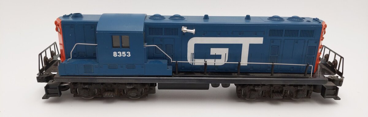 Lionel 6-8353 O Gauge Grand Trunk GP7 Diesel Locomotive VG/Box