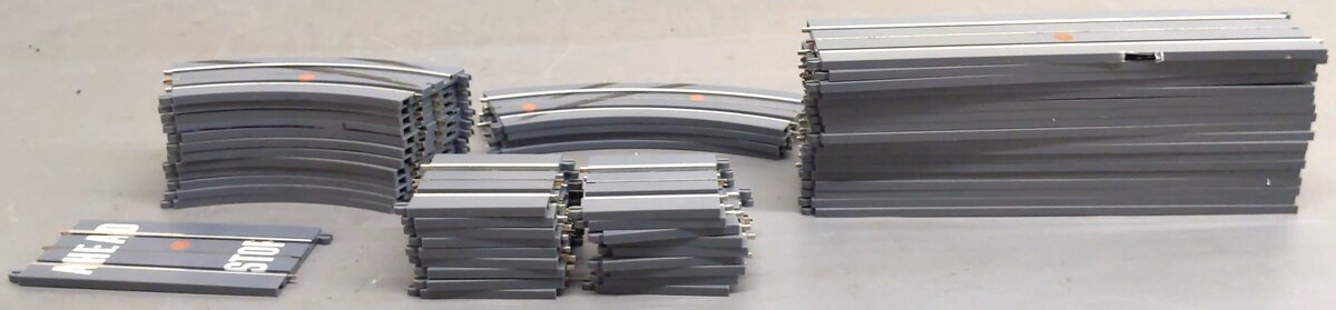 K-Line Assorted O Gauge Super Streets Curve/Straight Track (53) EX
