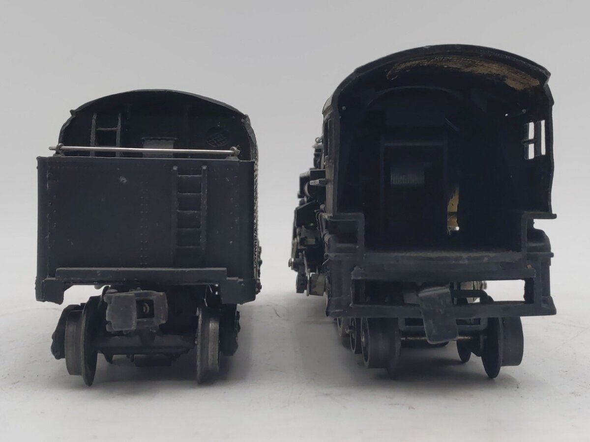 Lionel 675 Vintage O 2-6-2 K-4 Pacific Diecast Steam Locomotive & 2466WX Tender EX/Box