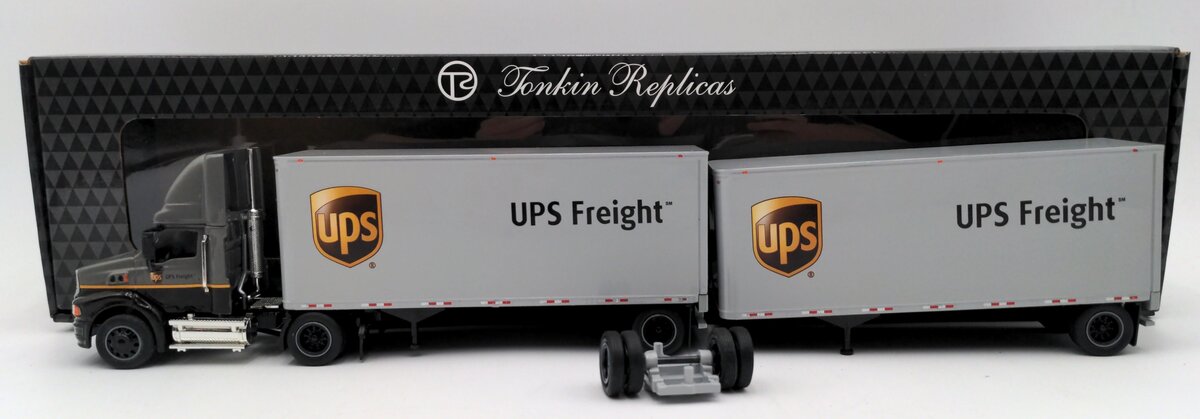 Tonkin 1:53 Scale Diecast UPS Sterling Daycab W/28