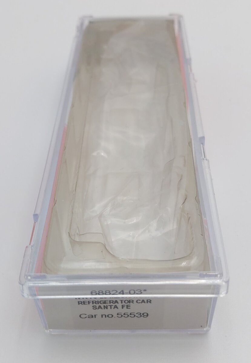 InterMountain 68824-03 N Scale Santa Fe Refrigerator Car #55539 LN/Box