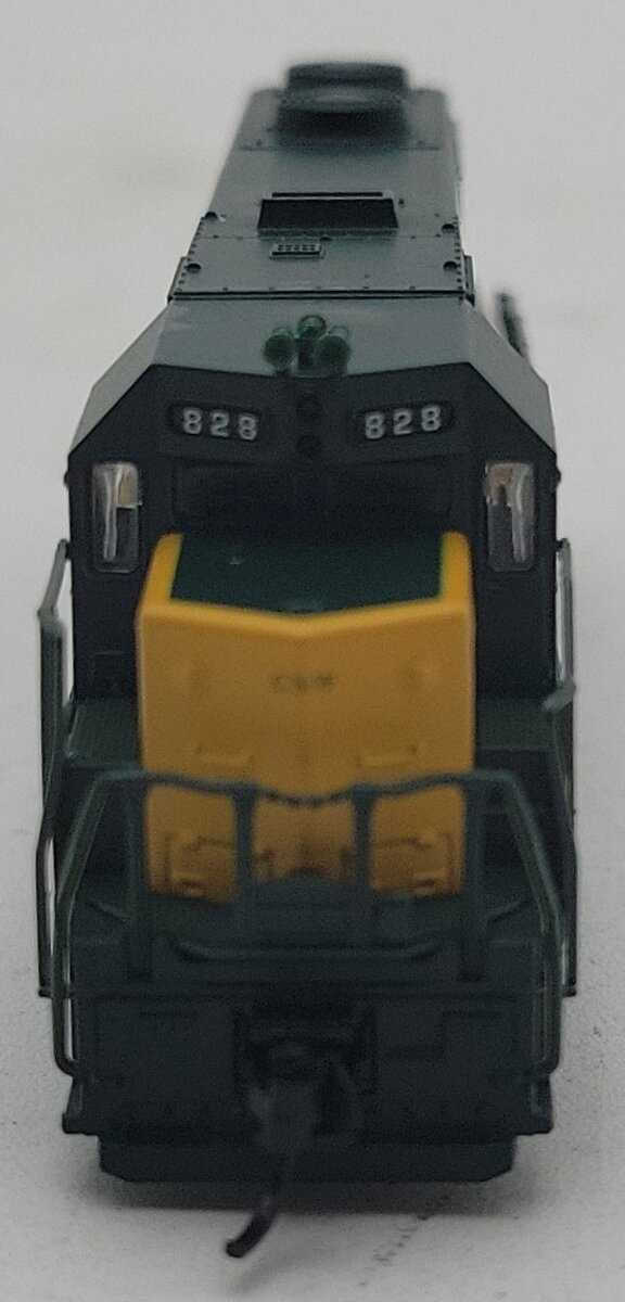 Atlas 46503 N Scale Chicago & North Western GP-35 Diesel #828 LN/Box