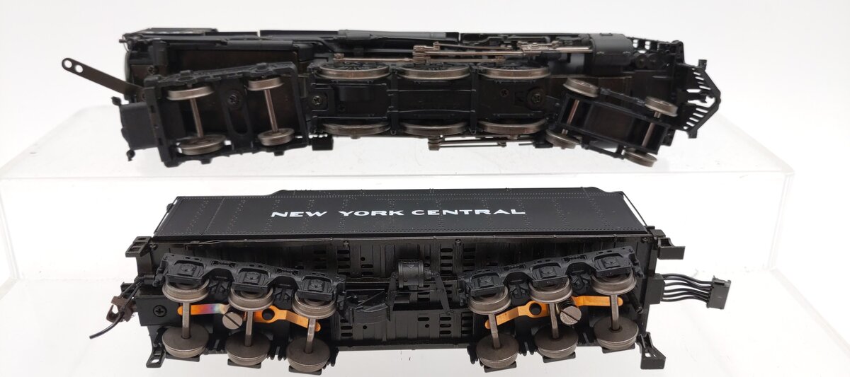 Broadway Limited 020 New York Central J1e Hudson Locomotive & Tender #5324 w/QSI EX/Box