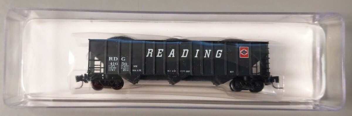 Pennzee 1028 Z Scale Reading 45 ft 3-Bay Hopper Car #41656 LN/Box