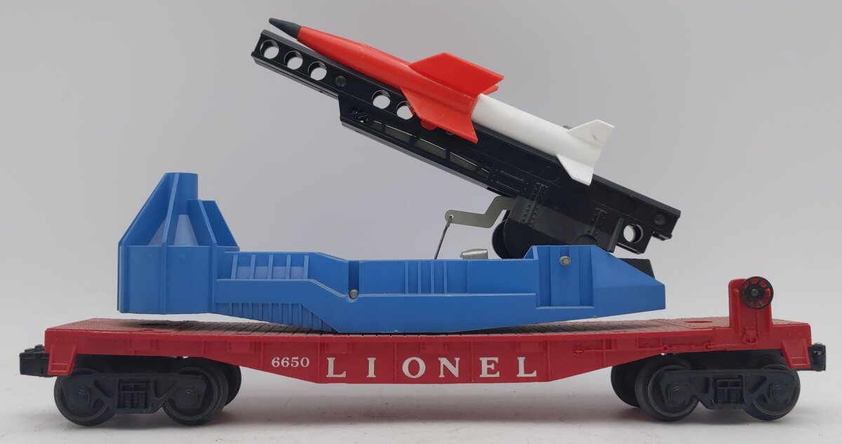 Lionel 6650 Vintage O IRBM Rocket Launcher EX