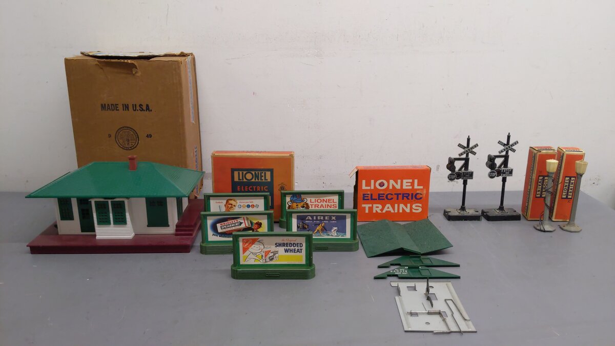 Lionel Vintage O Scale Accessories 71, 71, 140, 140, 132, 310, 943 [7] VG/Box