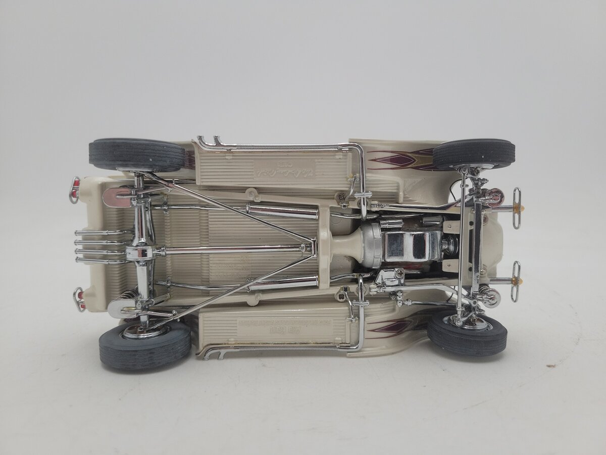 Danbury Mint 1:24 1929 Ford Model A Custom Ala Kart LN/Box