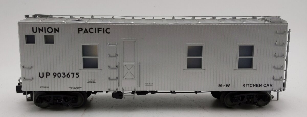 Lionel 1926230 O Union Pacific Kitchen Car with Sound #903675 EX