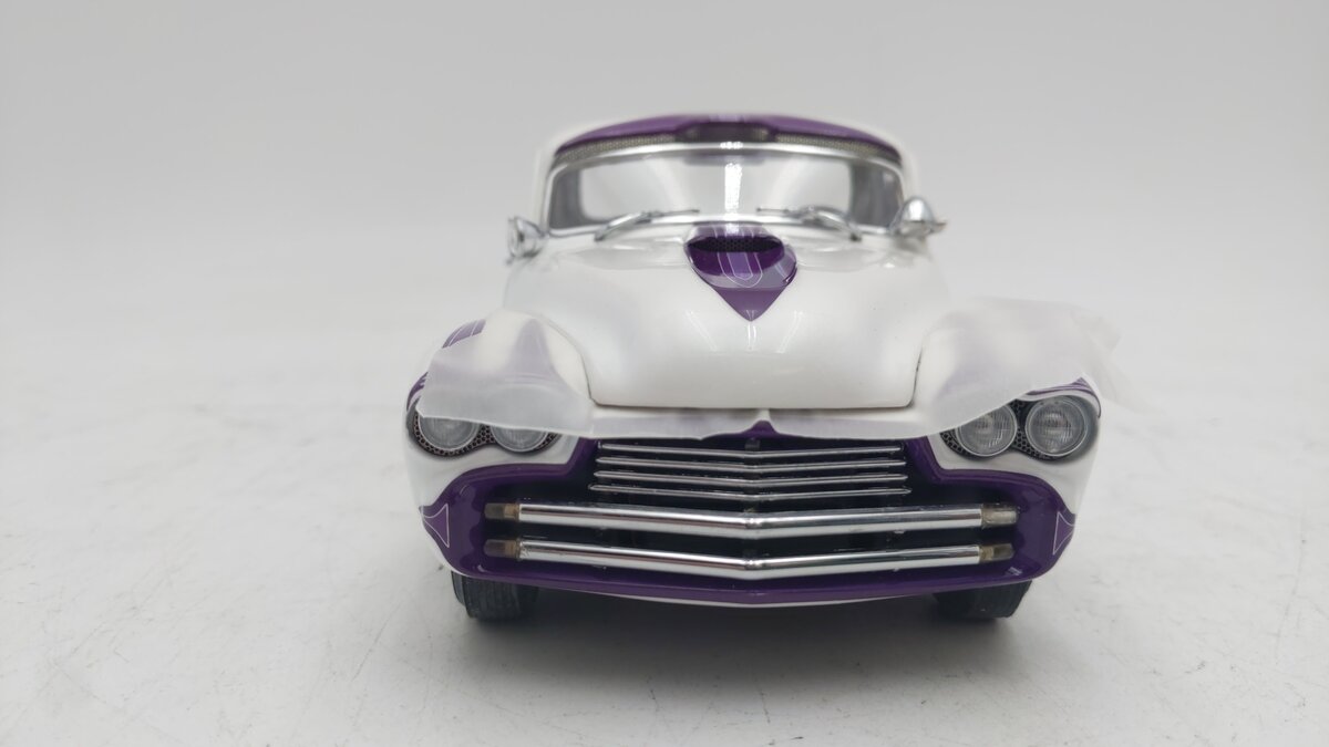 Danbury Mint 1:24 Scale Chevrolet 1/2 Ton "Dream Truck" Pickup Truck EX/Box