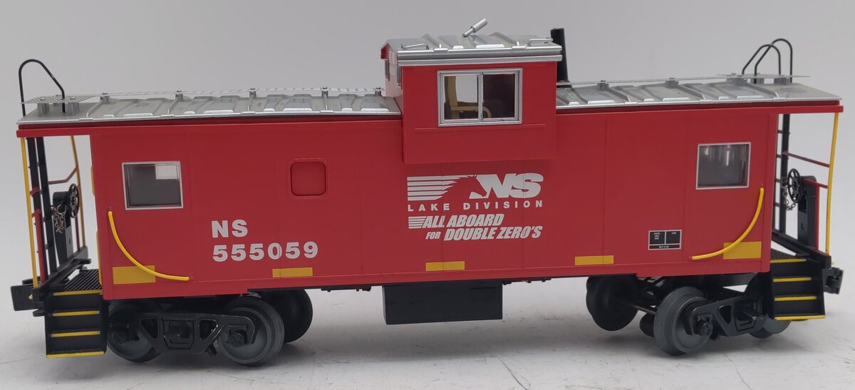Lionel 6-85077 O Gauge Norfolk Southern Wide Vision Caboose with Camera #555059 VG