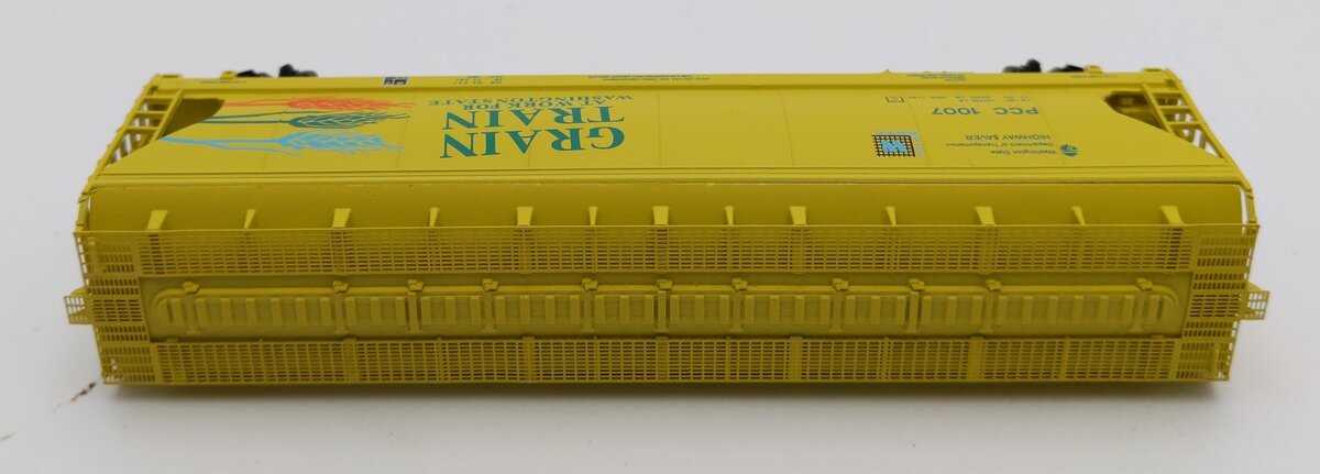 InterMountain 67092-16 N Scale PCC Grain Train 3-Bay Hopper #1007 LN/Box