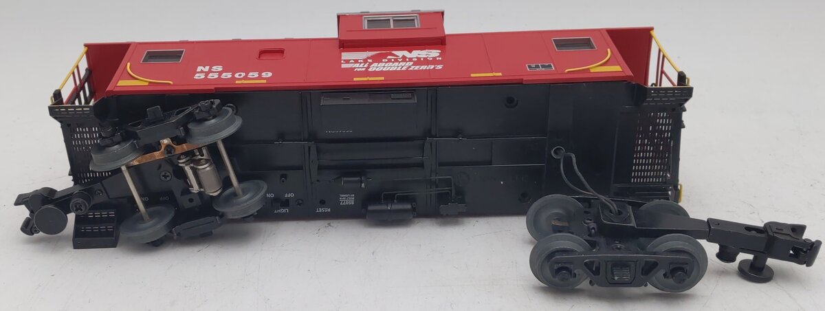 Lionel 6-85078 O Pennsylvania Wide Vision Caboose with Camera #477900 VG