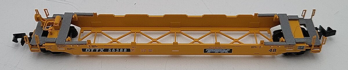 Roundhouse 8472 N Scale TTX Husky Stack #56388 LN/Box
