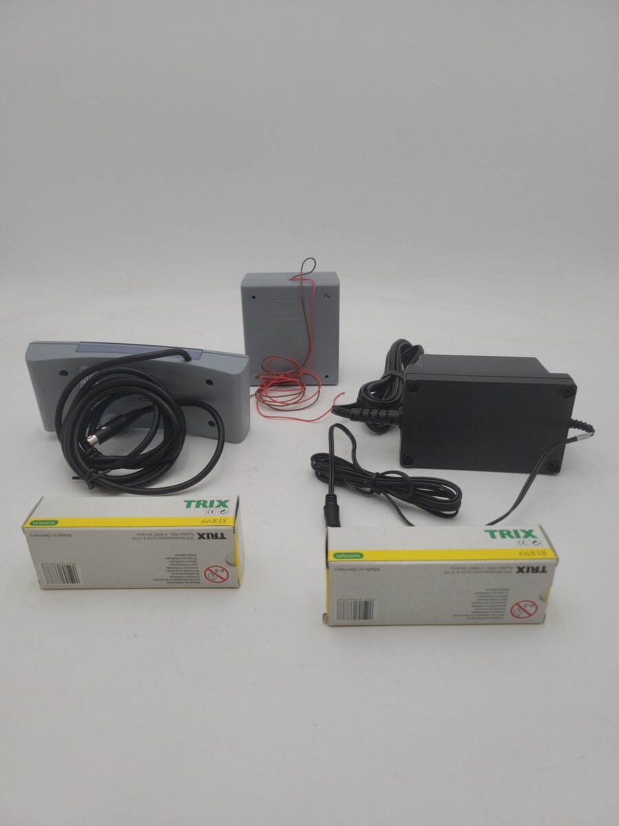 Trix 11122 Digital Systems Control Add-On Mobile Station 18 V EX/Box