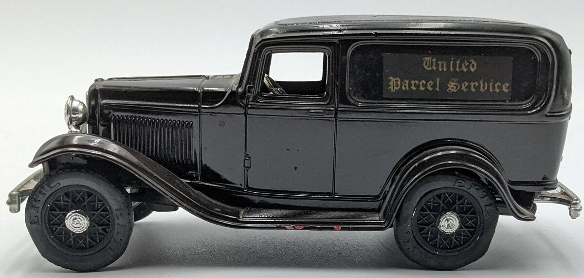 Ertl 1195G 1:25 Diecast Custom UPS 1932 Ford Delivery Van Coin Bank VG
