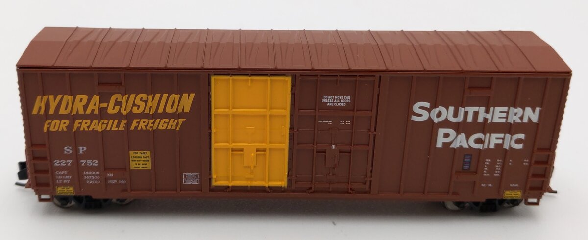 InterMountain 6134006-02 N Scale Southern Pacific Double Door Boxcar #227752 LN/Box