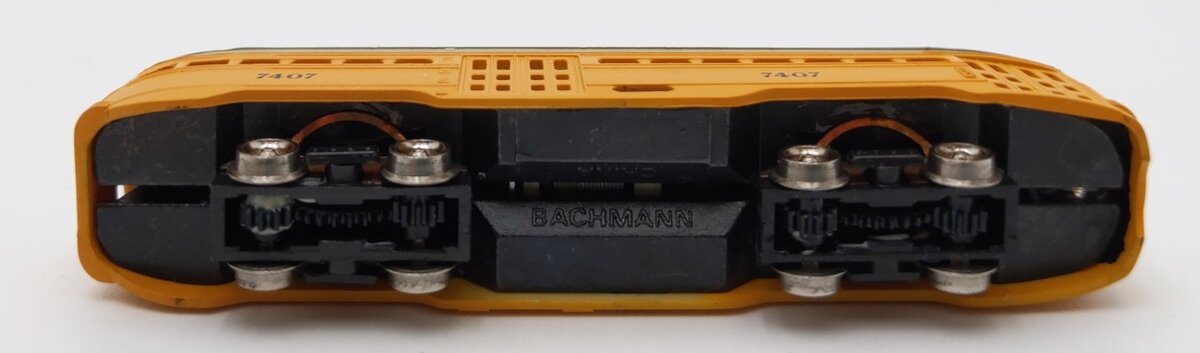 Bachmann 62989 N Scale Yellow PCC Steamline Trolley #7407 LN/Box