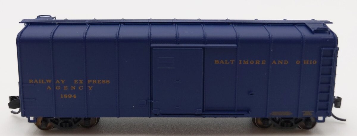 Fox Valley Models 90324 N Scale B&O C-16 Wagontop Express Blue # 1894 LN/Box