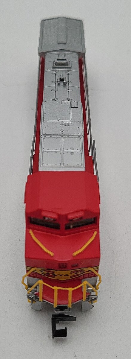 Spectrum 86058 N Scale Santa Fe GE Dash 8-40CW Diesel Locomotive #802-DC LN/Box