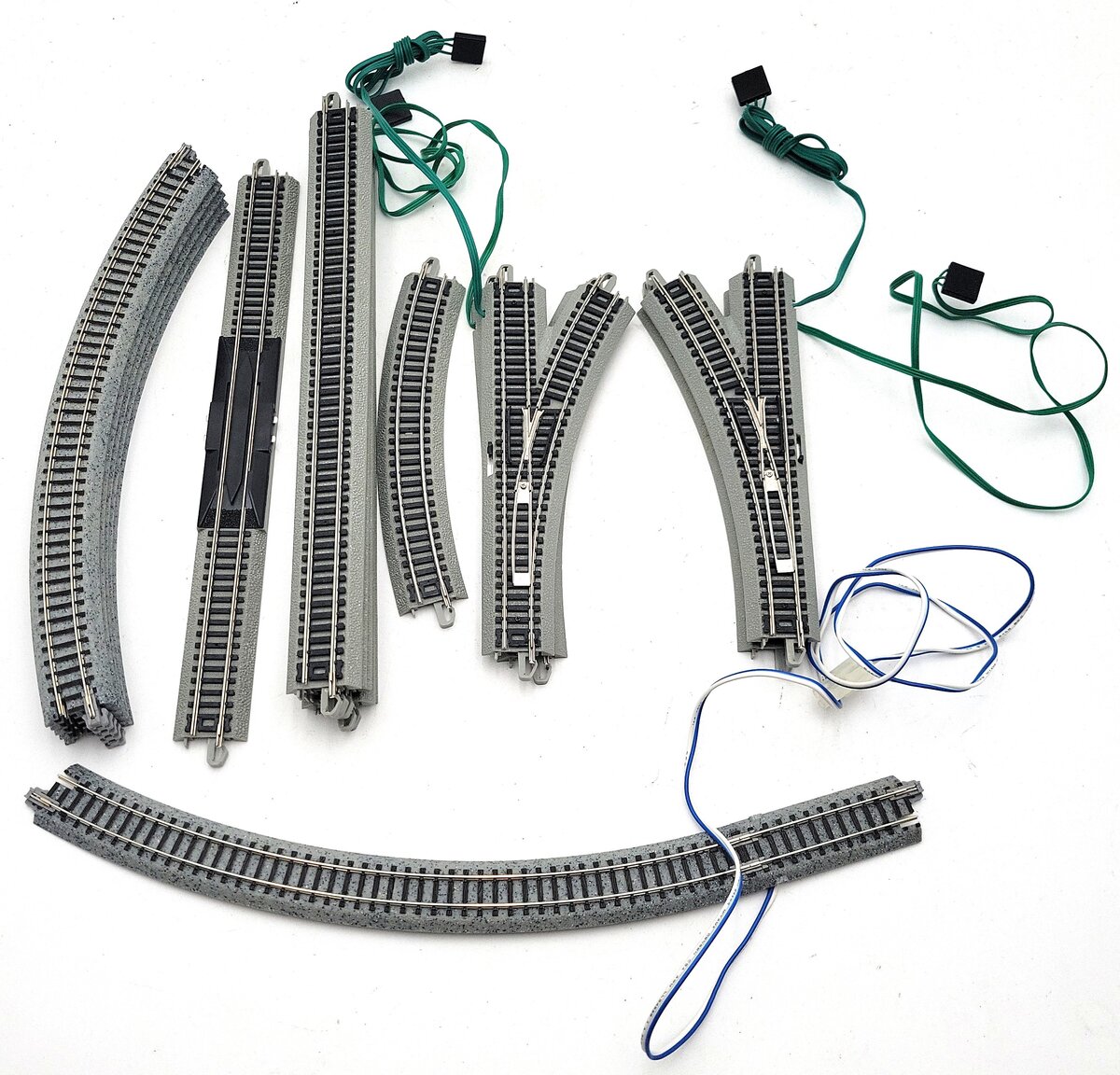 Bachmann N Scale Assorted Straight, Curved, & Switch Track Sections [17] LN