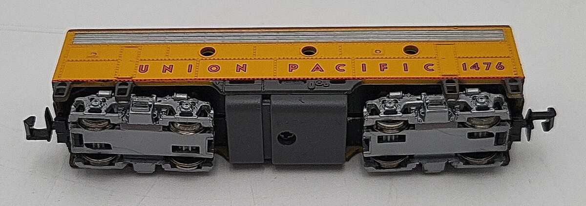 Bachmann 11256 N Scale Union Pacific EMD F7B Powered Diesel Locomotive #1476 EX/Box