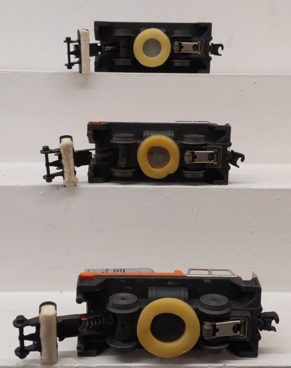 Lionel Vintage O Motorized Track Cleaner Cars #3927 [3] EX/Box