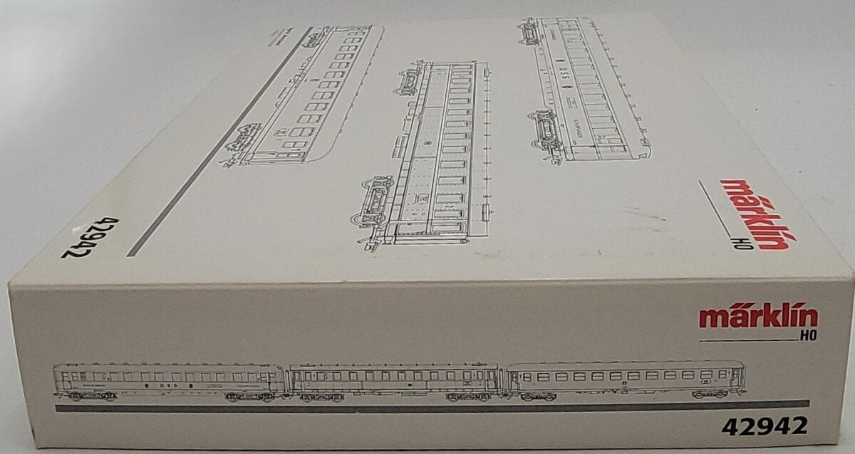 Marklin 42942 HO Scale Riviera Express 3-Car Passenger Set NIB