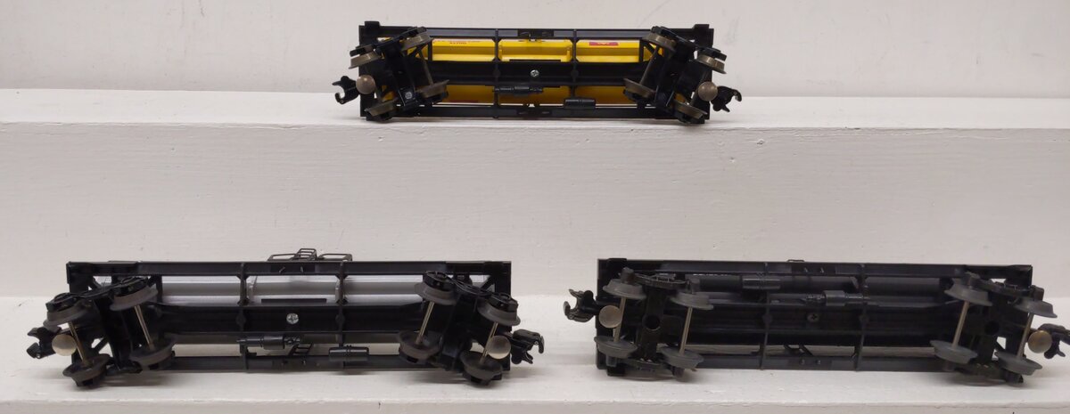 Lionel O Gauge Assorted Gas Tank Cars: #9321,#9138, & #9152 [3] EX