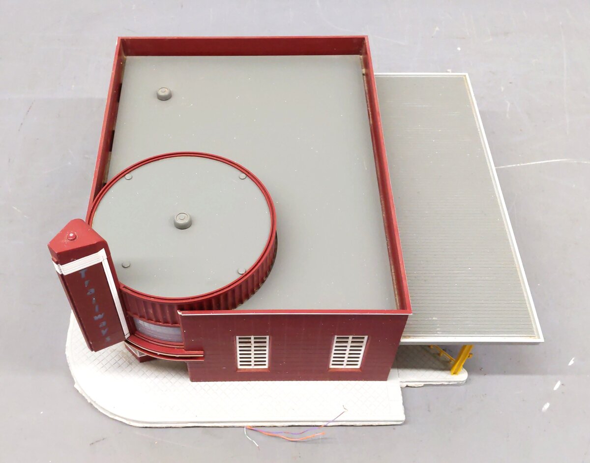 MTH 30-9070 O Trailways Bus Station without Bus VG