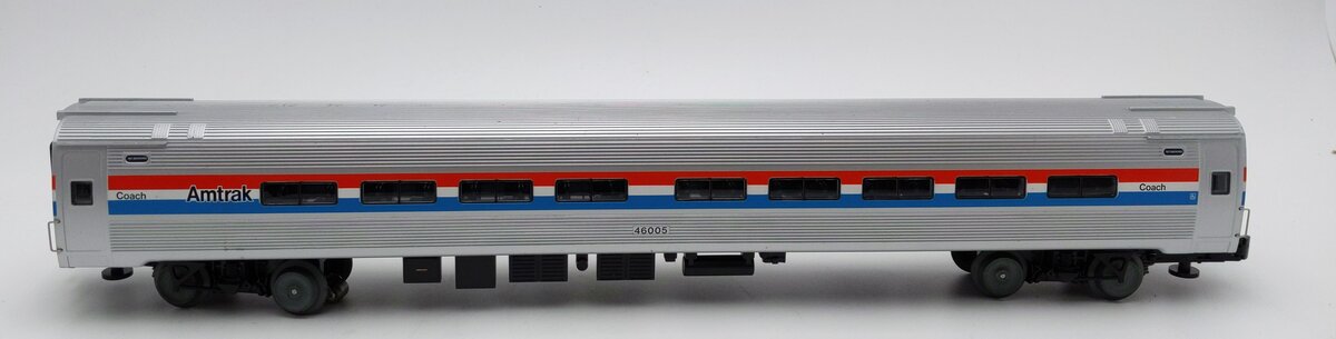 Lionel O Gauge Amtrak Passenger Coach Car #46005 EX