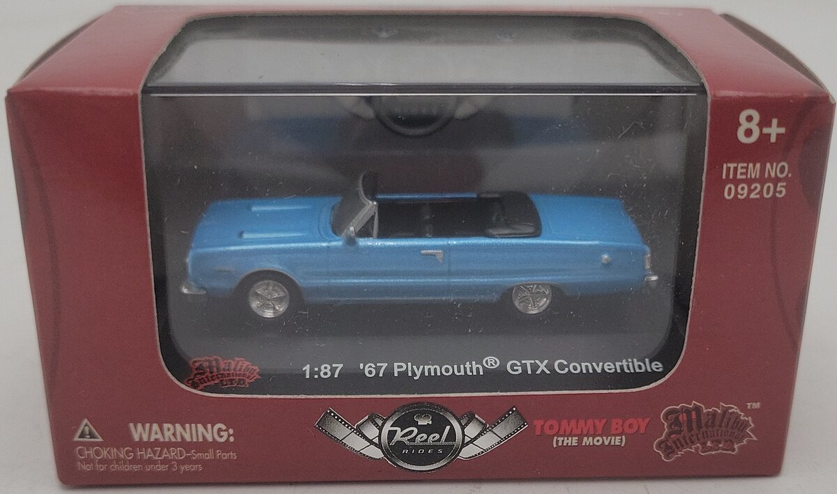 Malibu International 09205 1:87 Blue Tommy Boy 1967 Plymouth GTX Convertible EX/Box