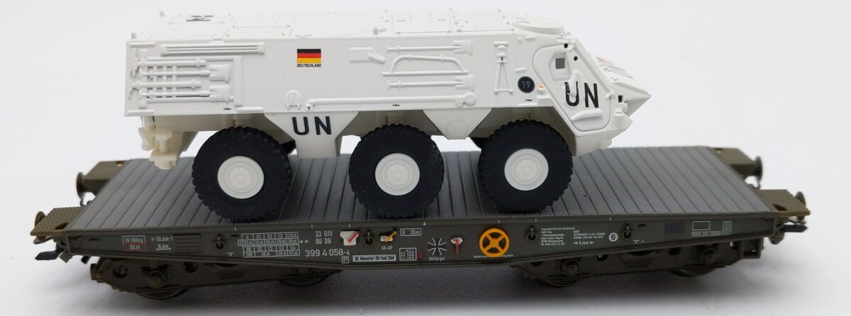 Marklin 48738 HO Scale Flat Car  with Fuchs Truck LN/Box