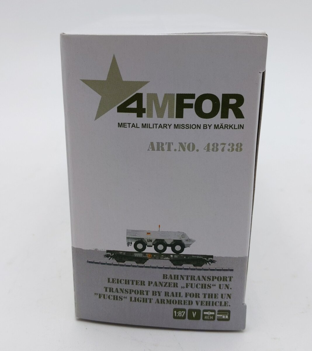 Marklin 48738 HO Scale Flat Car  with Fuchs Truck LN/Box
