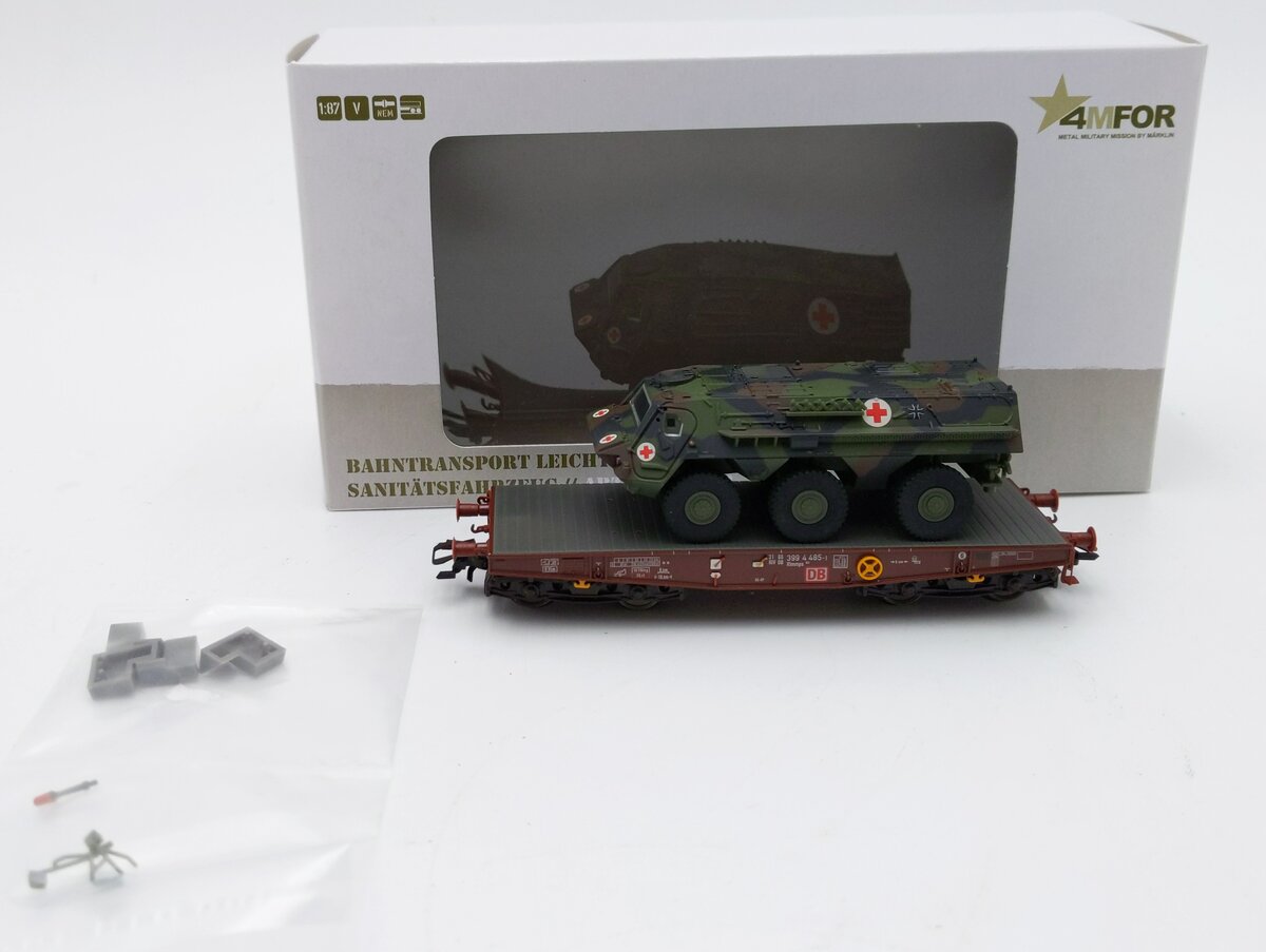 Marklin 48728 HO Scale Flatcar with Fuchs First Aid Truck LN/Box
