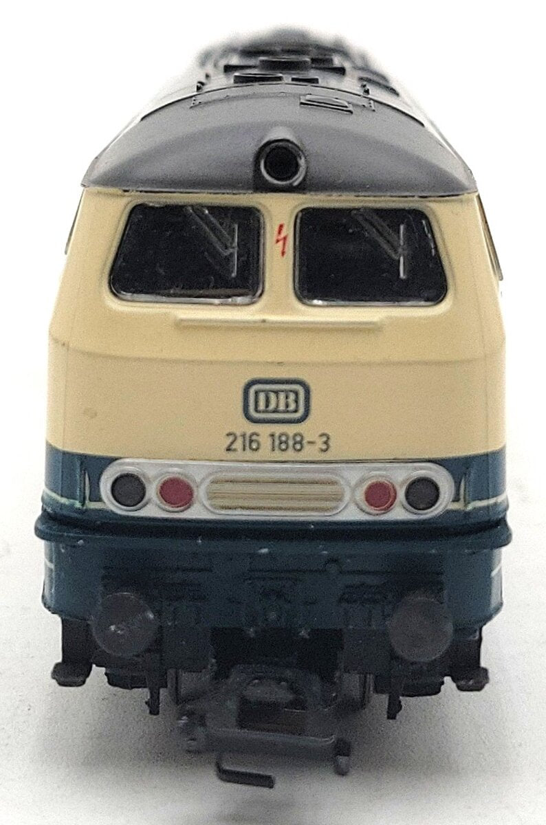 Marklin 3074 HO Deutsche Bahn Diesel Locomotive 216 090-1 EX
