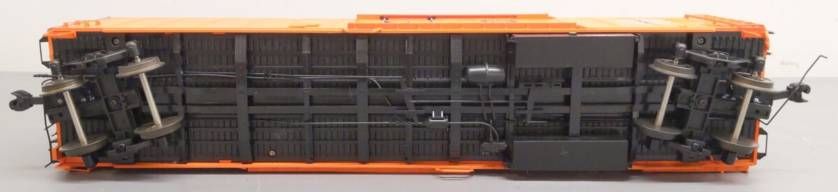 USA Trains R16708 G PFE 50' Mechanical Refrigerator Car (Metal Wheels) #301005 EX