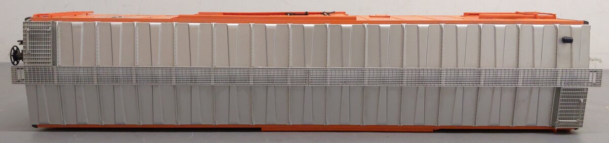 USA Trains R16708 G PFE 50' Mechanical Refrigerator Car (Metal Wheels) #301005 EX
