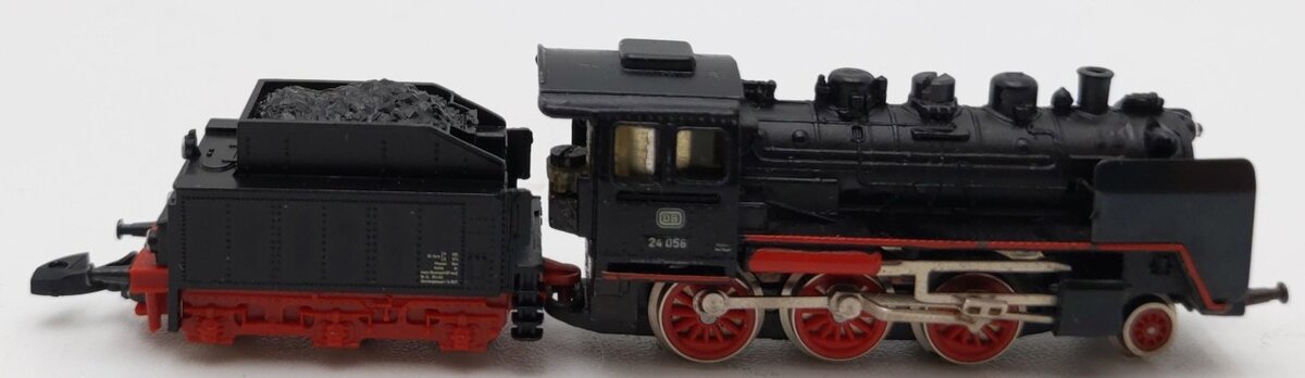Marklin 8803 Z Mini Club Steam DB 2-6-0 Locomotive & Tender EX