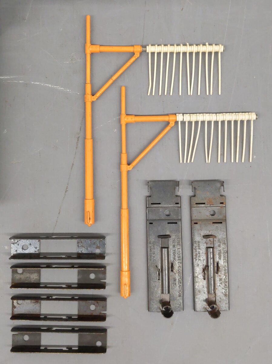 Lionel Vintage O Gauge Accessories: 71, 3424-100, 164, 397 [4] VG