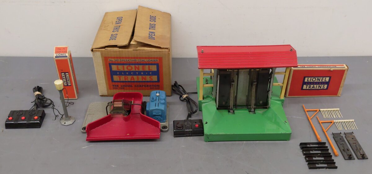 Lionel Vintage O Gauge Accessories: 71, 3424-100, 164, 397 [4] VG
