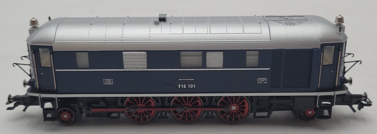 Trix 22152 DRG Class 16.01 Diesel Locomotive LN/Box