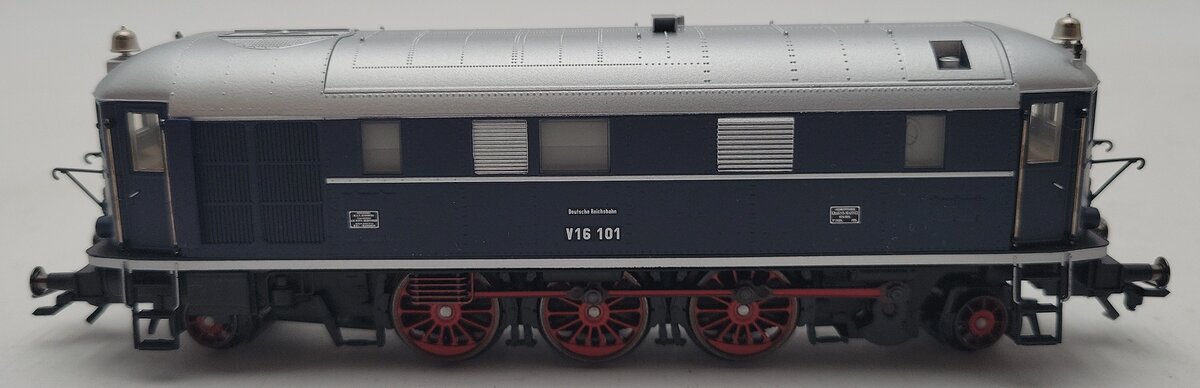Trix 22152 DRG Class 16.01 Diesel Locomotive LN/Box