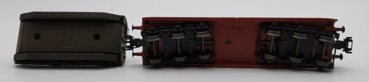 Marklin 48722 HO Scale Ferrovie Dello Stato Flat w/ Leopard Tank LN/Box