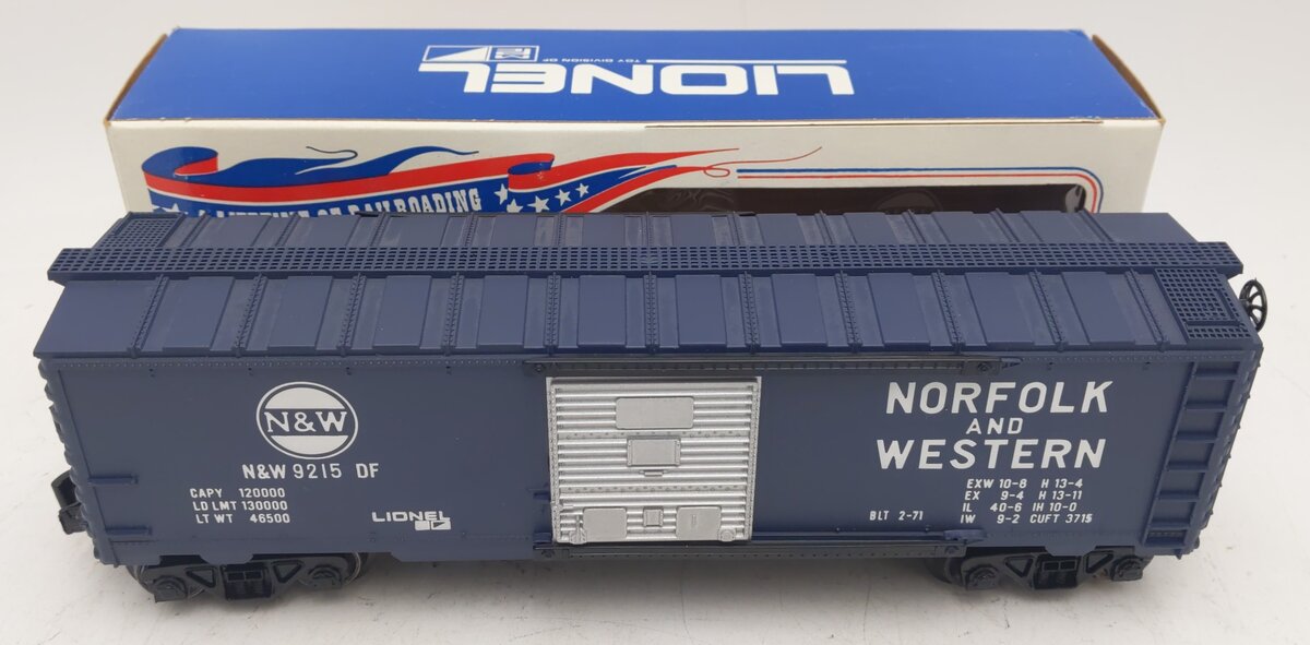 Lionel 9215 Norfolk And Western Boxcar #9215 EX/Box