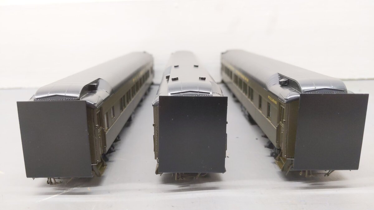 Challenger Imports 2459.1 HO BRASS GN Passenger Car Set (Set of 3) EX/Box