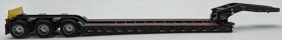 Diecast Masters 71120 1:50 Diecast Trail King 3 Axle Lowboy NIB