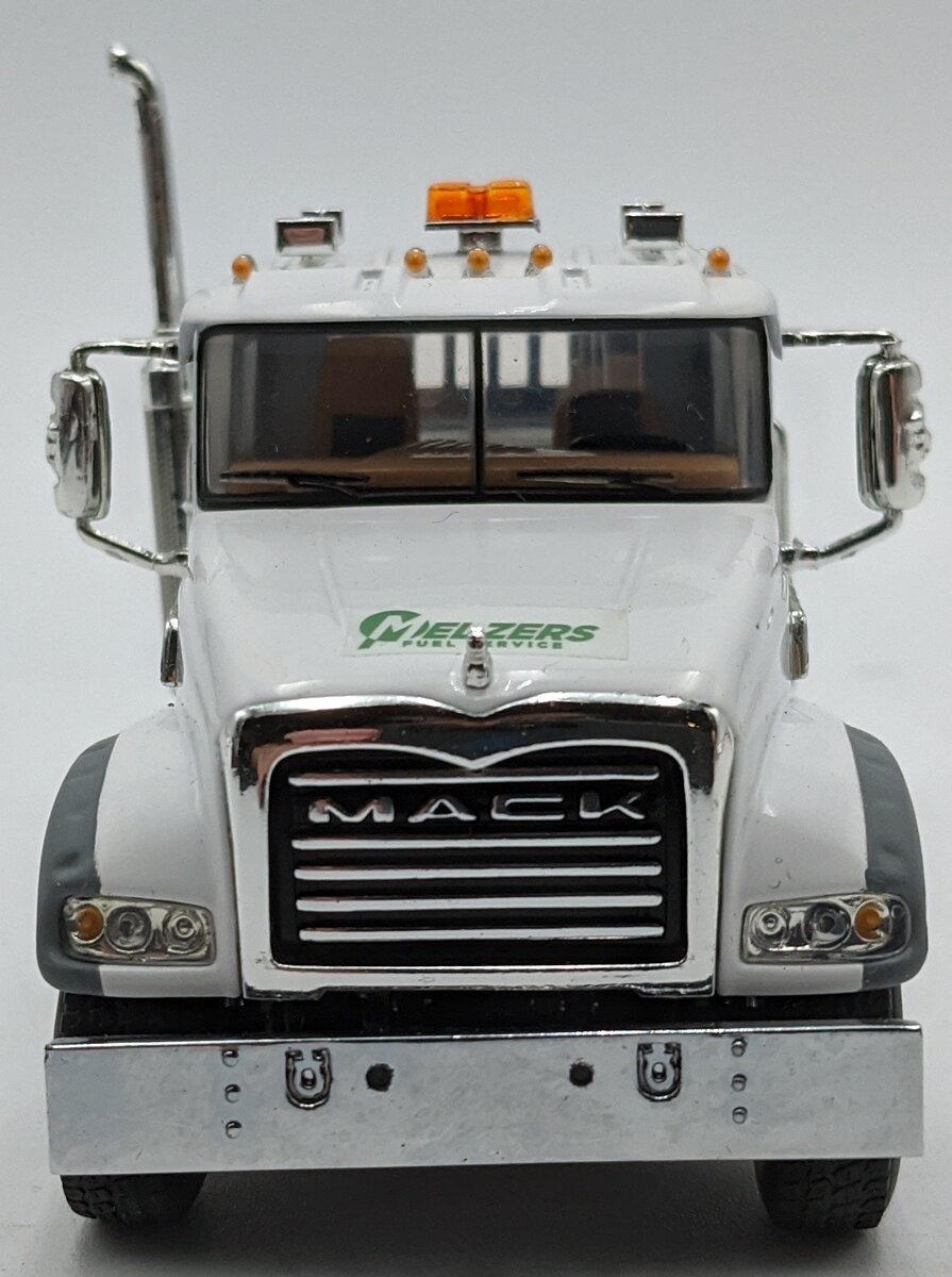 First Gear 50-3115C 1:50 Diecast 6x4 Cab Only White Mack Granite MP VG/Box